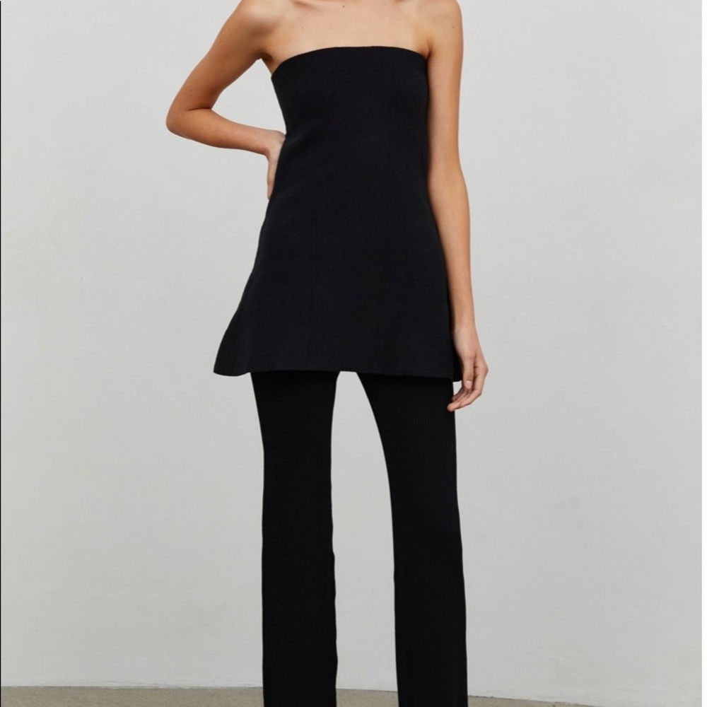 Full length frayed hem knit pants in midnight black via Source Unknown.